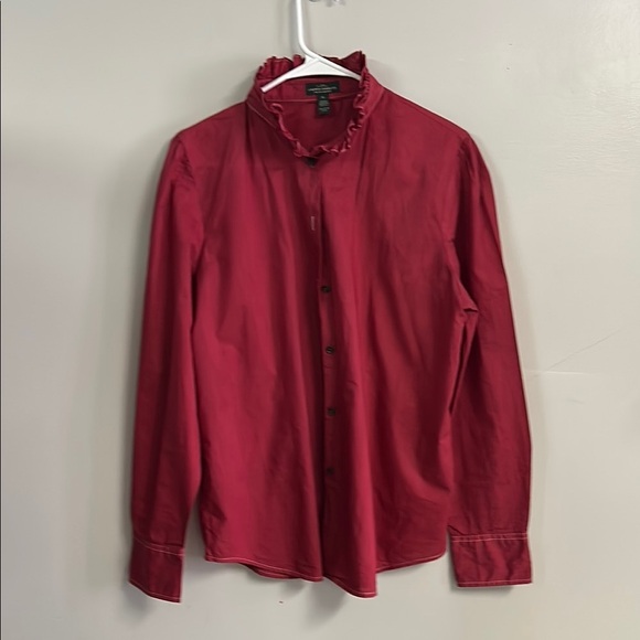 Red Casual Button Down Shirt with Classic Design - Picture 1 of 4
